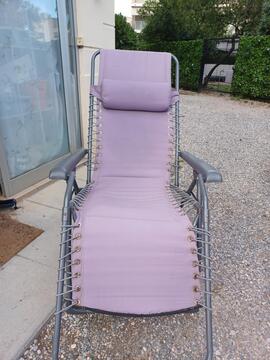 chaise longue