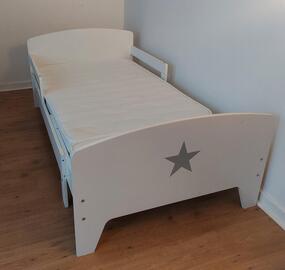 lit enfant évolutif avec matelas 50 euros