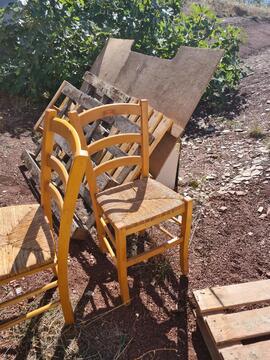 chaises en bois