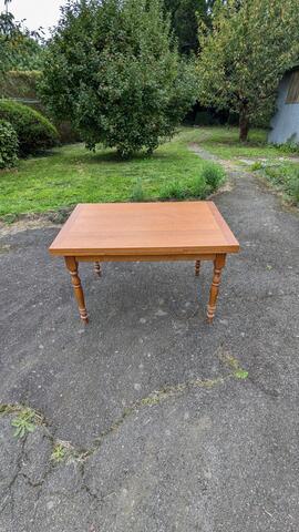 Table en bois avec rallonge