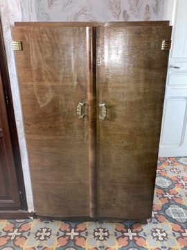 armoire vintage style art deco