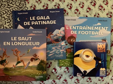 3 livres et 1 jeu pour enfants