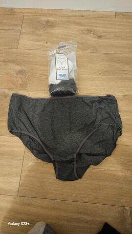 culotte taille 46-48 jamais portées