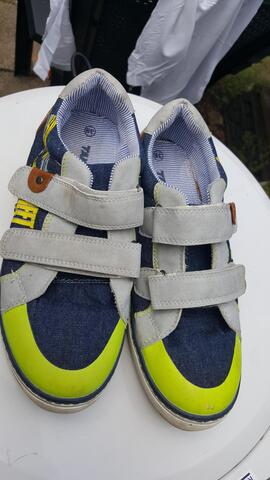 Chaussures enfant 38