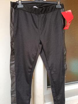 Legging neuf T3