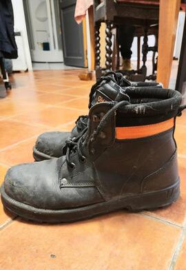 chaussures de sécurité montantes