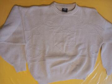 pull T 44/46. C&A Blanc cassé