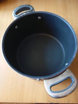 Casserole NON induction 25cm