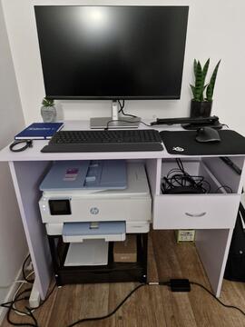 Bureau blanc en bois, parfait pour télétravail ou gaming