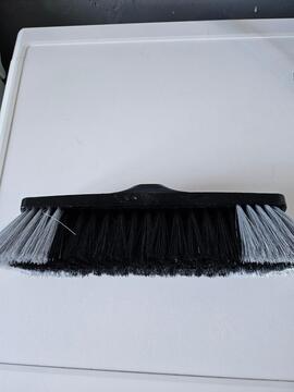 Brosse à balai