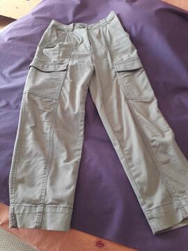 Pantalon large stretch beige avec poches