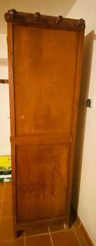 armoire en bois