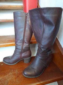 bottes grenat T 38