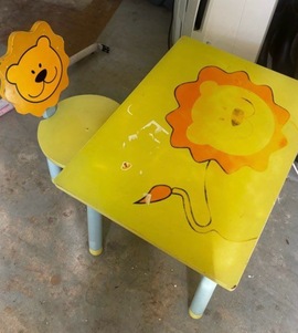 table et chaise lion