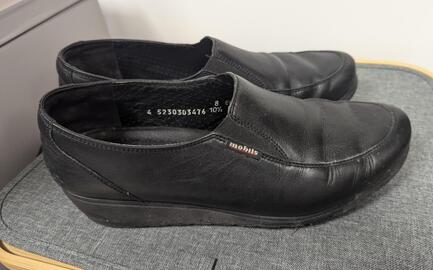 chaussures noire cuir végétal 41