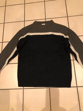 pull enfant 8 ans