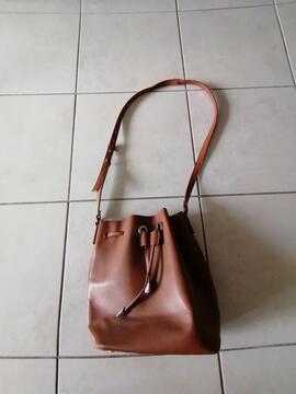 Sac besace marron