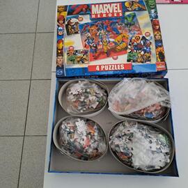 4 puzzle Marvel