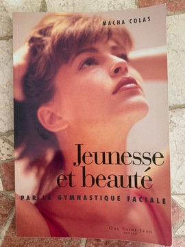 Livre gymnastique faciale