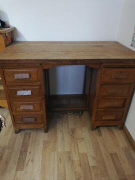 Bureau en bois