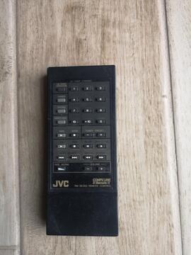 Télécommande pour chaîne hifi JVC RM SE399E 300