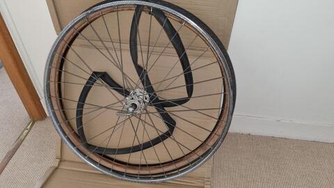 roue de vélo complète