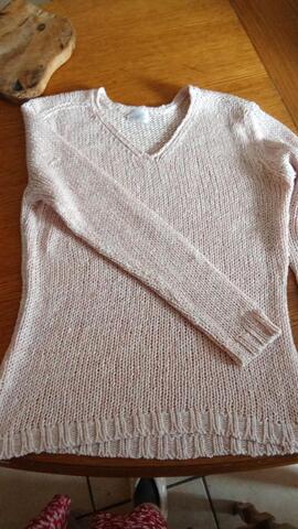 pull rose taille 38/40