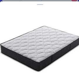 matelas 140x190 et armature de lit et sommier à lattes