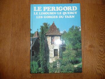 Livre LE PERIGORD