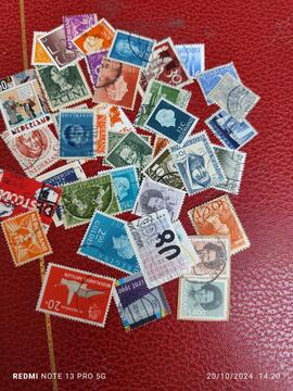 lot unique timbres Nederland