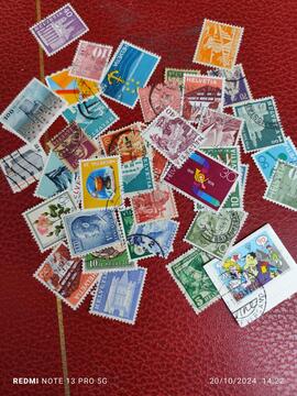 lot unique timbres Suisse..