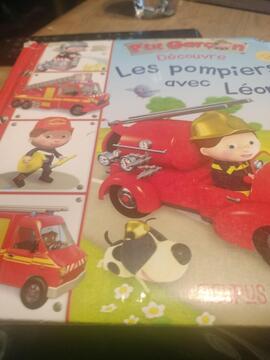 les de pompiers avec Léon