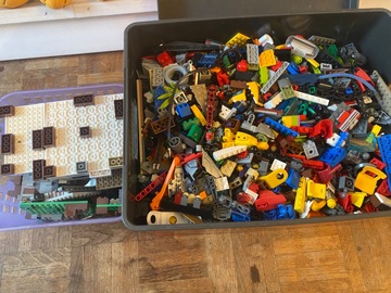 petits legos en vrac