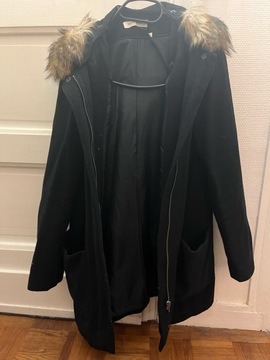 Manteau en laine avec capuche T36