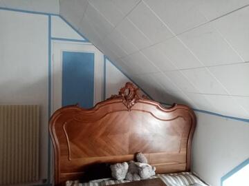 Lit en bois avec sommier et matelas