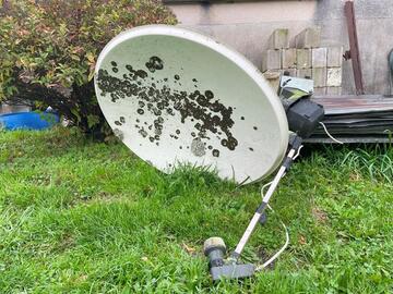 antenne satellite motorisée (sans boiter de commande)