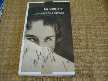 Livre La copiste