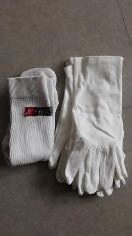 gants blancs en coton