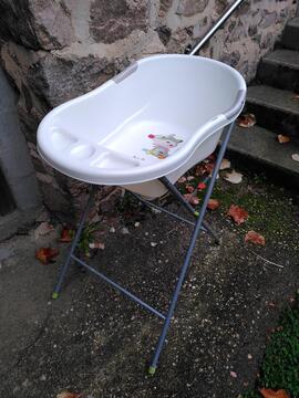 baignoire bébé avec pied pliant