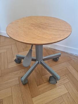 tabouret roulant