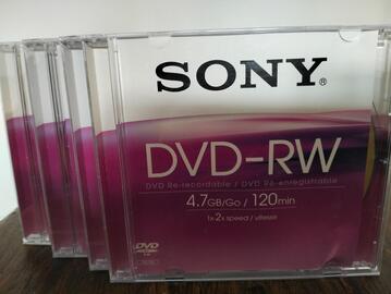 4 DVD-RW