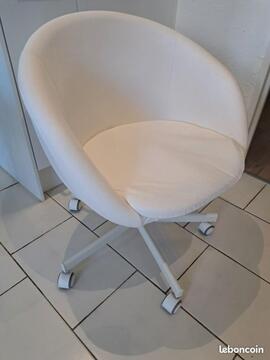 Fauteuil pivotant IKEA SKRUVSTA Ysane Blanc