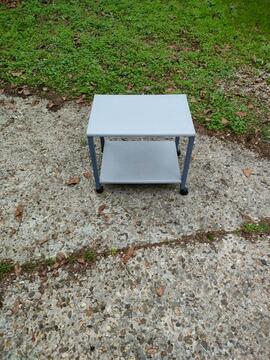 petite table à roulettes