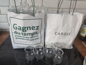 Pots de yaourts en verre La Laitière