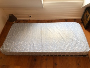 Matelas + sommier sans pieds