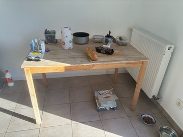 table en bois IKEA