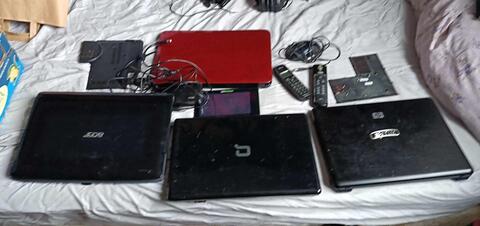 lot ordinateurs portable HS + tablette et souris