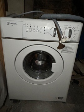 Lave linge Electrolux EWC1351 pour pieces