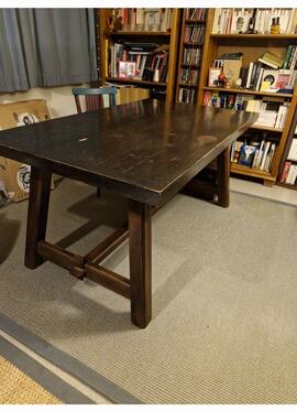 table rustique et tres ancienne en bois massif is