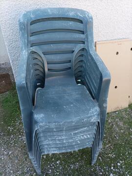 table et chaises de jardin